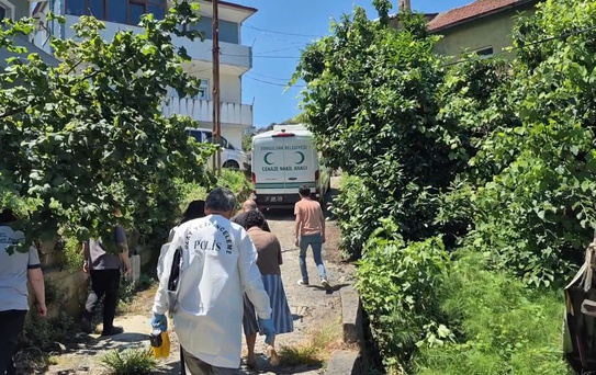 Zonguldak'ta sağlık memuru evinde ölü bulundu