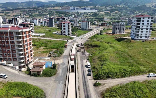 Samsun'un 5 ilçesinde ulaşım yatırımları sürüyor