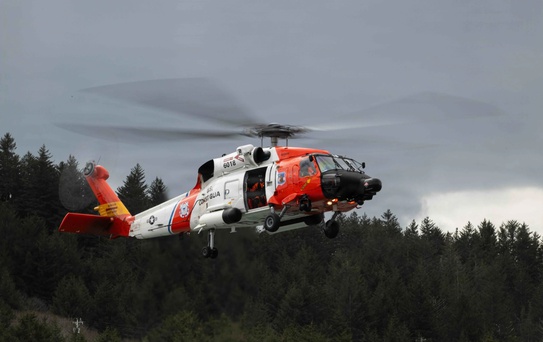 Alaska'da Helikopter Düştü