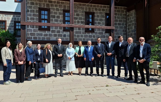 Mustafa Şen: Aralık'tan beri birinci partiyiz