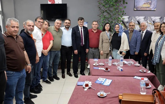 Başkan Kahveci, Uşak'taki Kütahyalılarla bir araya geldi