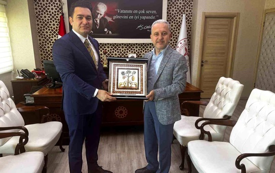 Yasin Emre'den Veda Ziyareti