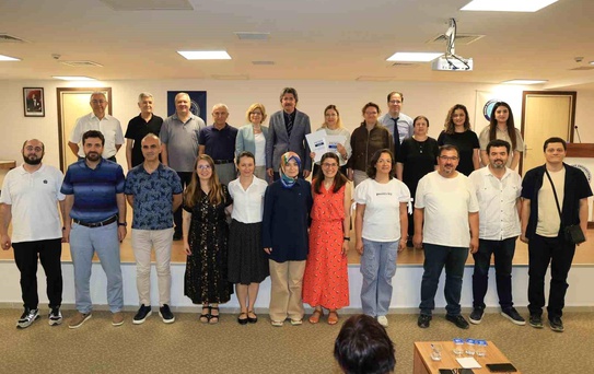 BUÜ'de Akreditasyon Belgesi Töreni