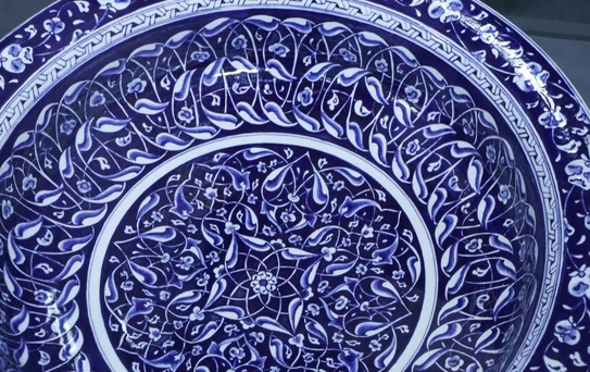 İznik Çini Sergisi Üsküdar'da Açıldı