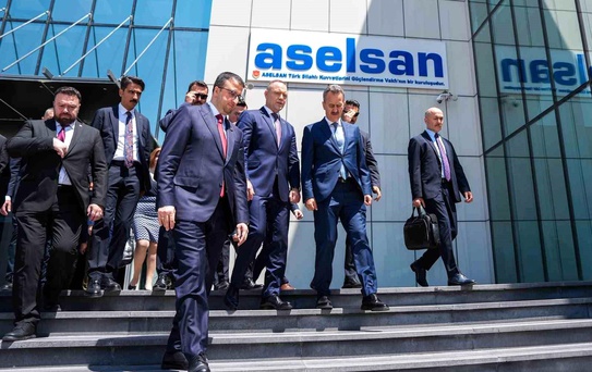 Polonya Cumhurbaşkanı Nawrocki ASELSAN'ı ziyaret etti
