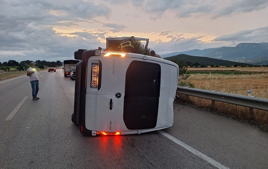 Niksar'da Trafik Kazası: 2 Yaralı