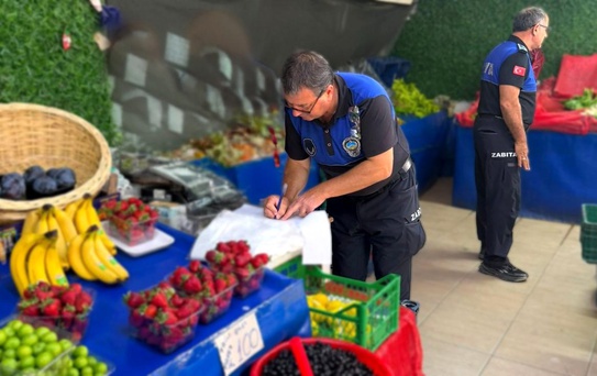 Zabıta ekiplerinden manav denetimi