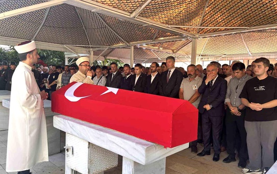 Birliğine dönerken kazada hayatını kaybetmişti, son yolculuğuna uğurlandı
