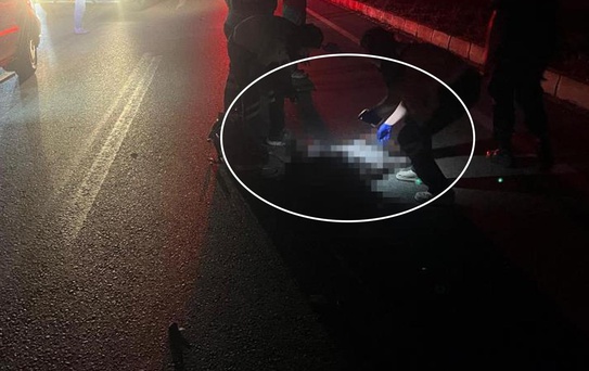 Karanlık yolda feci ölüm! Önce tır çarptı, sonra otomobil ezdi