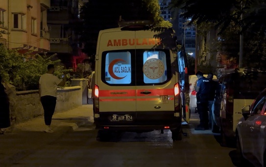 Kayseri'de Ev Yangını: 4 Kişi Dumandan Etkilendi