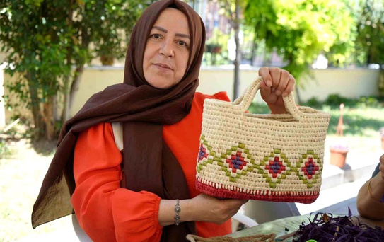 Mısır Yapraklarından Sanat Eserleri - sondakika.com