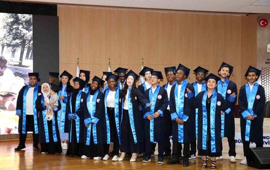 BEUN Karaelmas TÖMER'de Mezuniyet Coşkusu