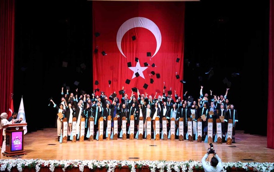 Niğde'de 2025-2026 Mezuniyet Töreni Coşkusu