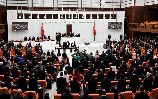 TBMM'de sandalye dağılımı değişti