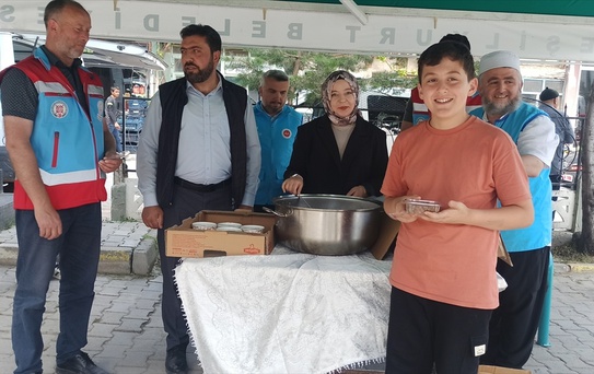 Yeşilyurt ve Başçiftlik'te Aşure İkramı