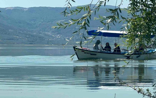 Uluabat Gölü'nde Su Seviyesi Düştü