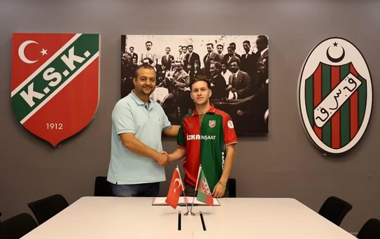 Karşıyaka'nın Mücahit ile Sözleşme Yenilemesi