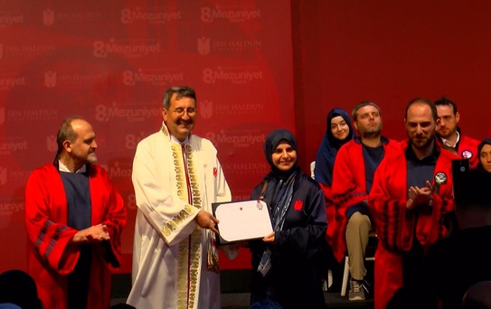 İbn Haldun Üniversitesi'nden 8. Mezuniyet Töreni