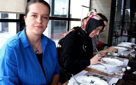 Erzurum'da 'Nar Sanat' ile Çini Workshopları