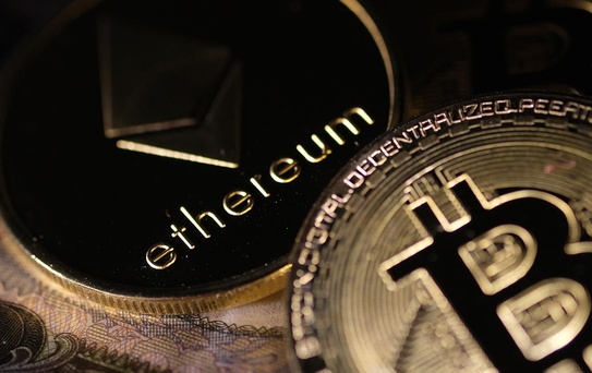 Bitcoin ETF çıkışları sürerken 60 bin dolar desteğinde tutunuyor