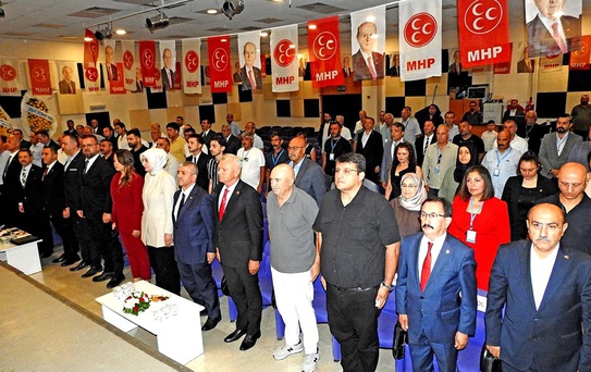 MHP Çeşme'de Galip Uluçam yeniden başkan