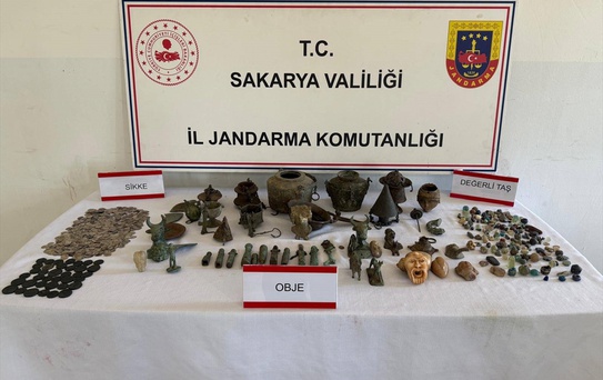 Geyve'de Kaçak Kazı Operasyonu