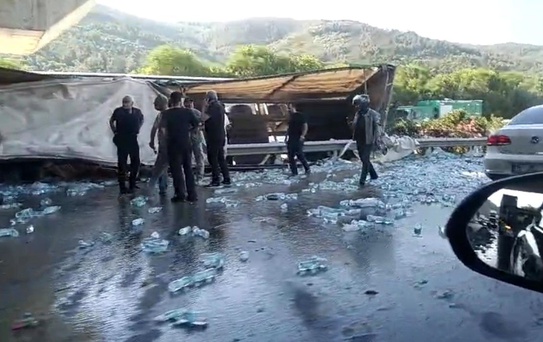 Bursa'da Tır Kazası: Sürücü Hayatını Kaybetti