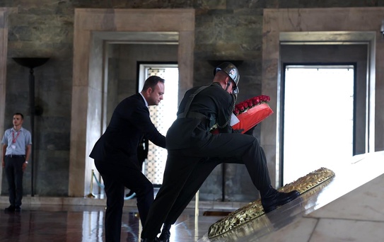 Çivril heyeti Anıtkabir'de Ata'nın huzurunda