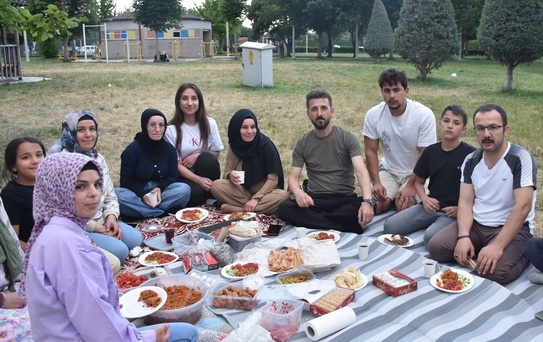 Ali İmran Aksu'dan Destek Derneği