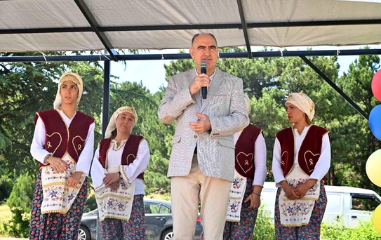 Manisa'da Koruyucu Aile Günü Etkinliği
