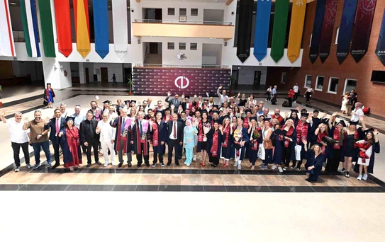 AÖF Mezunları Eskişehir'de Coşkuyla Kutladı
