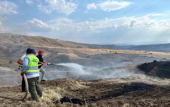 Ankara'da arazide çıkan yangın büyümeden söndürüldü