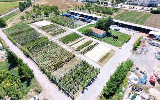 Battalgazi Belediyesi parklarda kendi üretimini kullanıyor