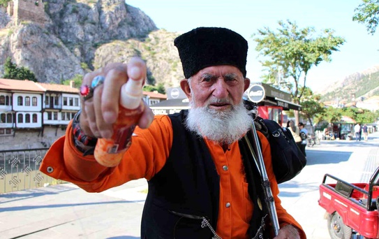 Amasya'nın Son Esansçısı: Elvan Dede