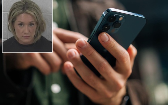 Öğrencilerine cinsel içerikli fotoğraf gönderen öğretmen tutuklandı