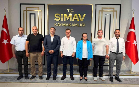 Simav'da Yeşilay Yamaç Paraşütü Mesafe Türkiye Şampiyonası hazırlık toplantısı gerçekleştirildi