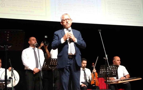 Başkan Arslan, çocuklar için şarkılar söyledi