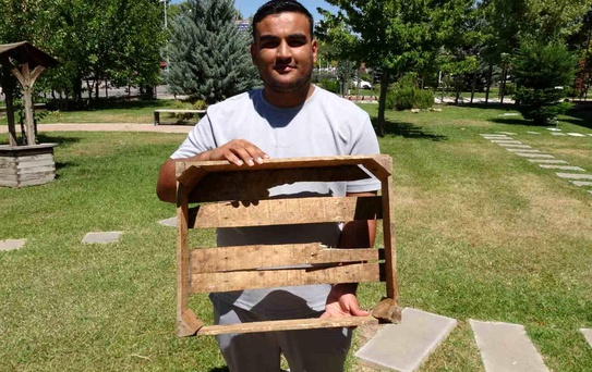 Kırık Kasa, Sosyal Medyada Fenomen Oldu