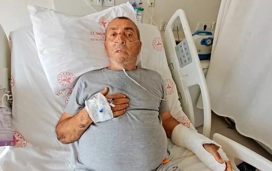 Alanya'da Motosiklet Kazası: Yaşlı Adam Ağır Yaralandı