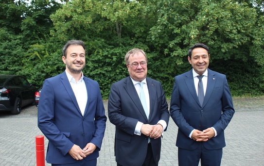 Laschet'ten Eğitim Vurgusu