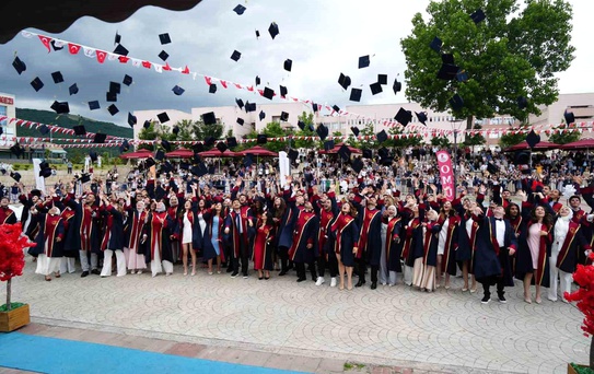 OMÜ Diş Hekimliği Fakültesi 129 mezun verdi