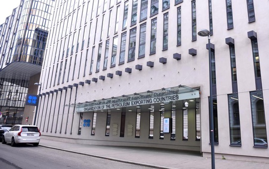OPEC+ Ağustosta Petrol Üretimini Artıracak