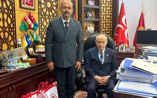 Başkan Kavaklıgil, MHP Genel Başkanı Bahçeli'ye ilçedeki çalışmalarla ilgili bilgi verdi