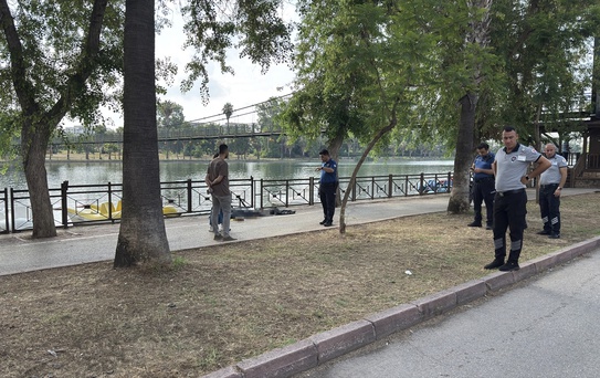 Adana'da Nehirde Erkek Cesedi Bulundu