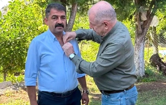 CHP'li Başkan parti değiştirmeyi kendisi teklif etmiş