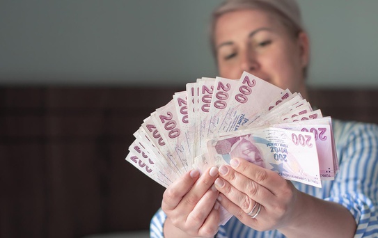 Emekliler merakla bekliyordu! İşte zamlı maaşların ödeneceği takvim