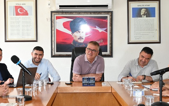 Ustaoğlu, Mühendislerle Toplandı