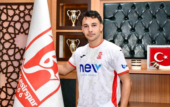 Balıkesirspor'dan Üç Yeni Sözleşme