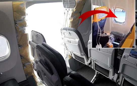 Havada kabus anları! Yolcu az daha uçağın dışına savruluyordu