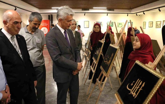 Mersin'de 'Mucize' Temalı Sanat Sergisi Açıldı